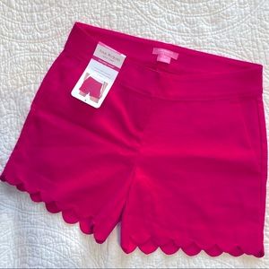 Tailored scallop detail chino shorts